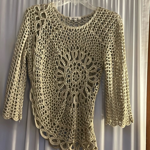 Miracle | Crochet Sweater | S/M - Picture 1 of 3